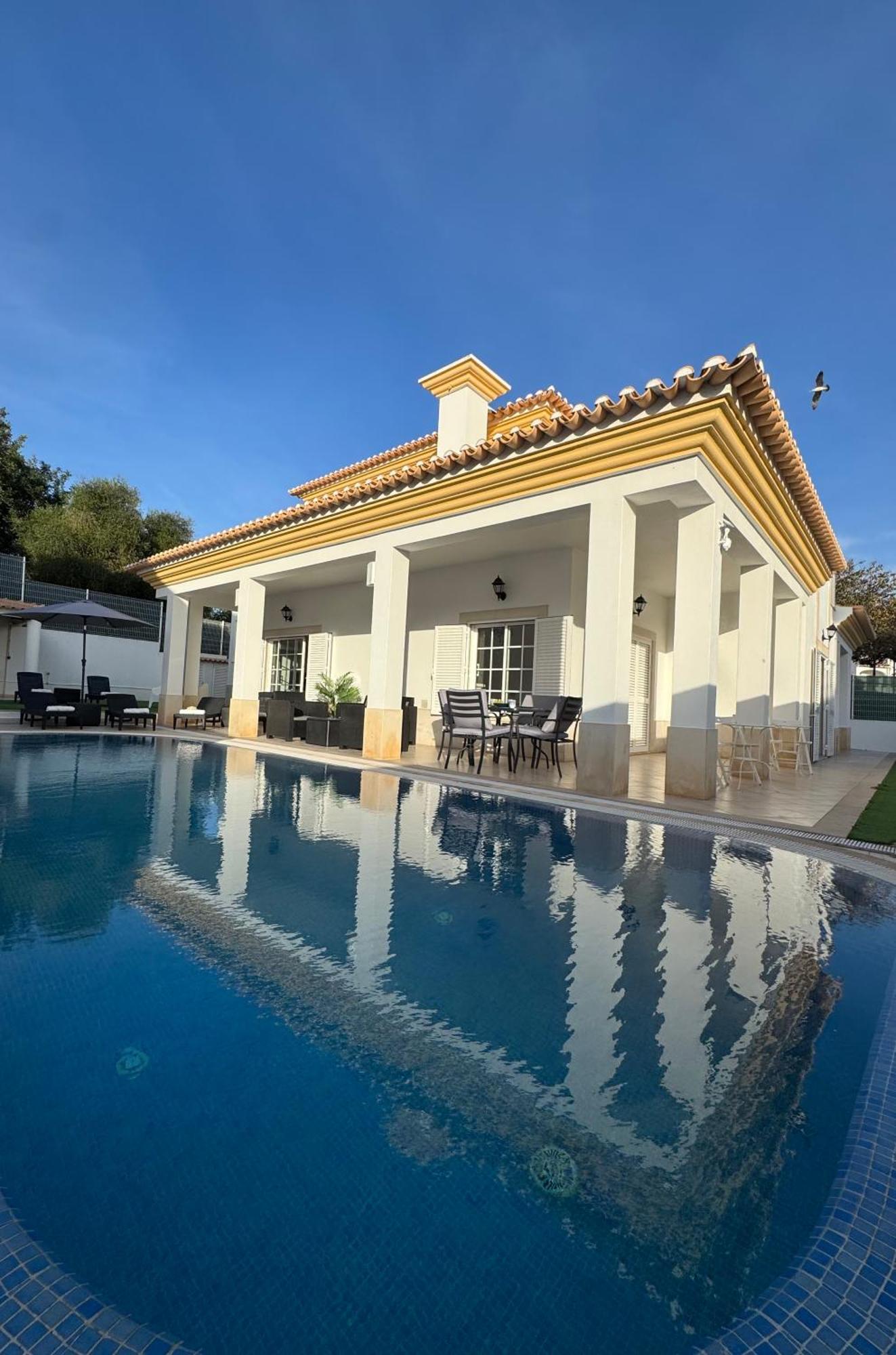 Villa Bonita Guesthouse Albufeira Old Town Ngoại thất bức ảnh